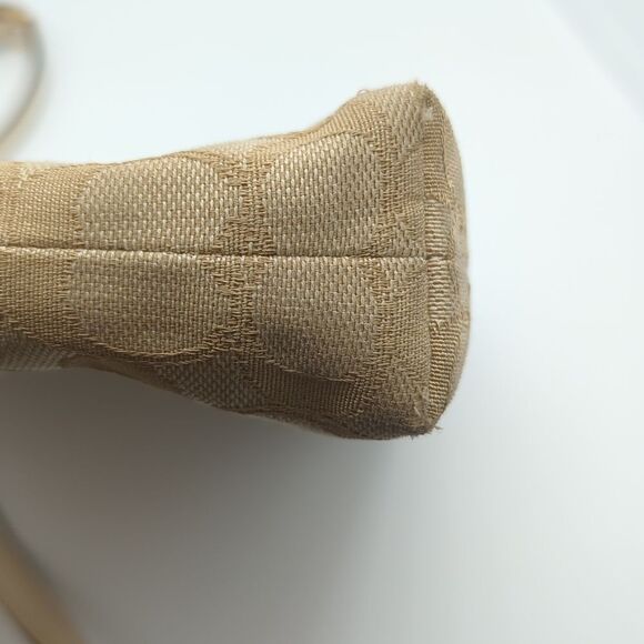 Coach Beige and Cream Crossbody Bag - Picture 4 of 9